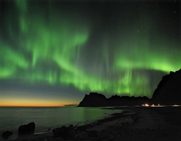 New Year in the Lofoten Islands Holiday, Travel, Tours and Cruises ...